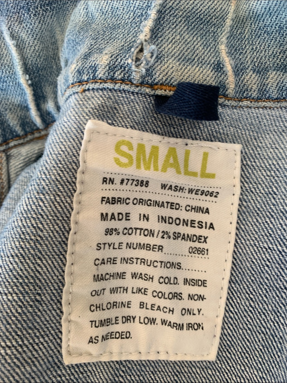Source Unknown Light Blue Denim Jacket with Button Details - Picture 2 of 7